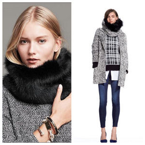 Banana Republic Italian Yarn Faux Fur Neck Warmer